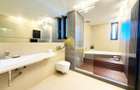3 camere, ultrafinisat, mobilat lux, terasa, parcare, Andrei Muresanu