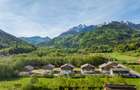 La poalele Bucegilor, ultimul chalet din proiectul Alpinia · Râșnov - 1