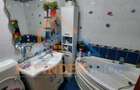 Apartament de vanzare cu 3 camere, 2 gr sanitare - zona 13 Septembrie - 7