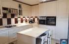 Casa cu 4 camere de vanzare, zona Central, 171.53 mp #15485 - 4