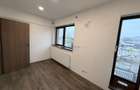Spatiu comercial, pozitionare excelenta, exact la metrou Aparatorii P - 13