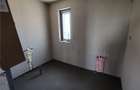 Duplex despartit prin C.T.- dormitor la parter - canalizare - 12