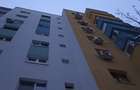 Vanzare apartament 3 cam la parter cu balcon stradal zona Parc Sebastian sect 5 - 1