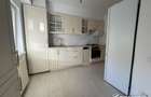 Apartament cu 2 camere, decomandat, nemobilat, 60 mp