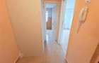 Apartament 3 camere semidecomandat, zona Milcov - 12