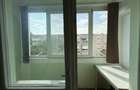 Apartament 3 camere, etaj 3, semidecomandat, centrala, P-ta Doina - 10