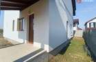 Apartament 3 camere decomandat 72 mp cu gradina de 100 mp in Giroc- V2808 - 2