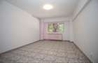 Apartament cu 3 camere de vânzare Decebal adiacent
