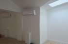 URGENT!, libera, CONSOLIDATA, birouri/comercial, 2 INTRARI, NEGOCIABIL