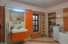Casa Locuibila Km 5, 325 Mp Teren, Dechidere la Strada 21 Ml