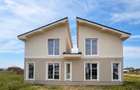 Duplex despărțit | 4 cam | 2 băi | Toate utilitățile | Zonă excelenta