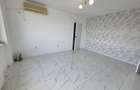Particular, vand apartament 3 camere proaspat renovat Stefan cel Mare - 2