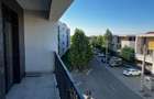 De vânzare apartament cu 3 camere  - 6