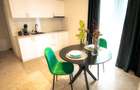 VAND 1/2 CLADIRE CU 6 APARTAMENTE  - 9
