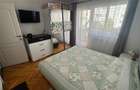 2 camere, 50 mp + 2 balcoane ?i pivni?? de 10 mp