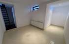 Vila renovata cu 8 camere si curte proprie de inchiriat *Aviatorilor* - 54