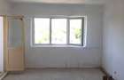 Vand apartament 2 camere, Calafat, str. Jiului - 10
