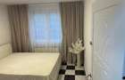 Închiriere apartament 3 camere strada delfinului BL D16 sector 2 - 13