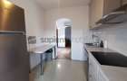 De închiriat apartament cu 4 camere, Bd. Decebal - 8