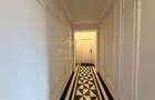 Penthouse cu 4 camere // terasă 70 mp / 200 mp / 3 parking / Straulesti