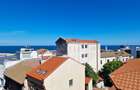 De închiriat Apartament de 3 Camere, Vedere la Mare, în Centru, 180mp utili. - 1
