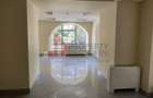 Spatiu comercial / show-room, magazin central - Universitate. - 2