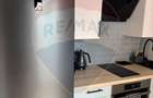Inchiriez apartament la casa cu curte proprie - Zona Paris - 11