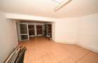 Vila spatioasa, pretabil pentru locuit/clinica, zona Micro 17 – Galati - 5