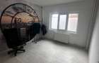 Spatiu comercial, 3 camere, decomandat,  zona Alexandru cel Bun - 1