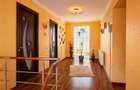 Vilă elegantă, 7 camere, cu sală de fitness și saună — Bucium, Iași