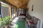 Casa individuală cu Panoramă, garaj și o terasă acoperită, Campenesti - 5