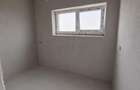 Duplex despartit prin C.T. - bucatarie inchisa - 130 mp utili - 4