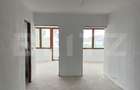 Apartament de 3 camere, 2 balcoane, 93 mp, etaj 1 - 2