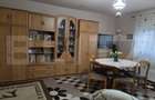 Casa de vanzare cu 2 camere, 77 mp, zona Botizului - 1