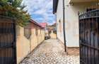 Vila premium de vanzare in Palas | Curte si parcare - 2