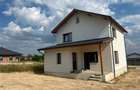 Casa cu 4 camere 5 ari teren - 4