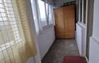 Piata Ramnicu Sarat - 3 camere decomandatE, 64 mp, balcon, etaj 5/10, metrou - 9