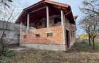 Casa cu 7 camere, 250 mp, zona Mesteacan (Halmeu)
