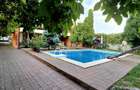 Vânzare Proprietate deosebita cu piscina, Gura Ocnitei Dambovita