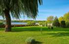 Vilă superbă pe malul lacului Snagov - 28 m deschidere la lac - 1