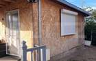 Casa cu 2 corpuri si anexe, 49 mp, zona Boldut