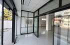 Spatiu comercial mare - Crangasi (aproape de piata, metrou) - 9