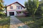 Vila 6 camere de vanzare in Banesti - 2