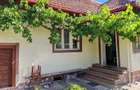 Râșnov - zona Eminescu, casa cu 1000 mp teren. - 2