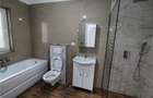 Duplex despartit - zona foarte buna - aproape de centura - toate utilitatile - 11