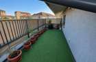 Apartament cu 2 camere si terasa, zona Decebal