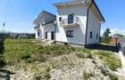 Casa tip duplex - 2