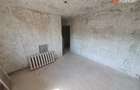 Apartament 3 camere decomandat, gata de renovat, Zona Freidorf