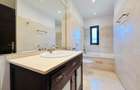 INCHIRIERE VILA - Iancu Nicolae || complex || gradina + 6 dormitoare - 8