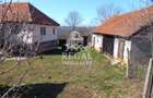 Două case de vânzare – Cerisor – teren generos 6996 mp - 11